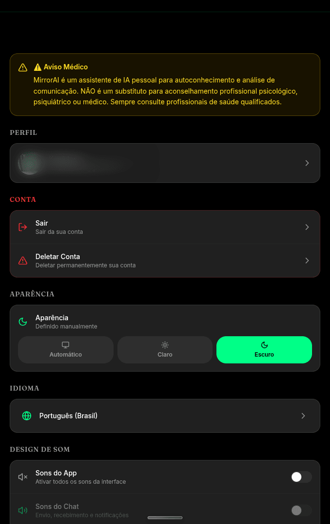 Tela de configurações do MirrorAI com aviso médico, perfil, conta, aparência e idioma. Os dados do perfil foram desfocados.